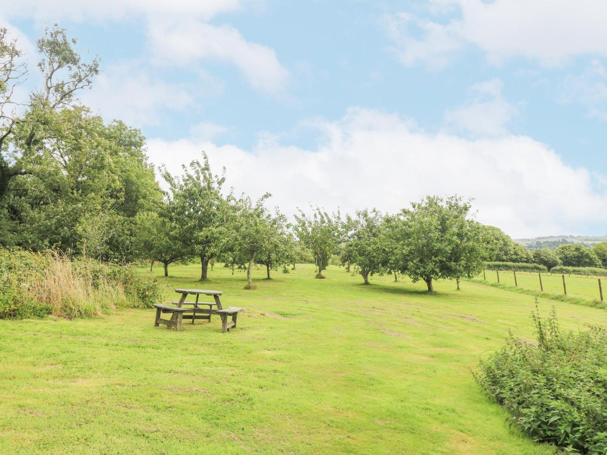 South Boduel Farmhouse Liskeard Buitenkant foto