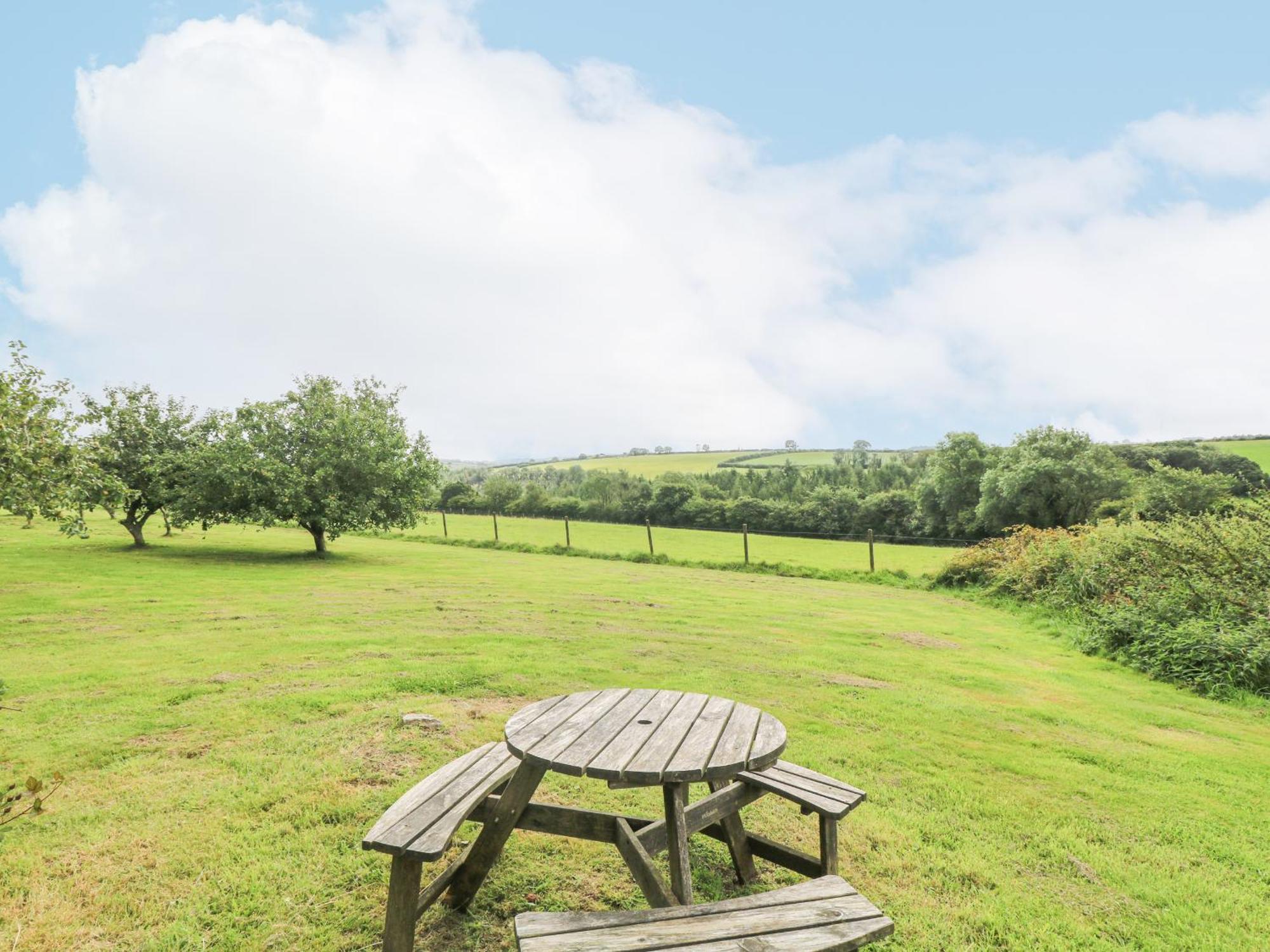 South Boduel Farmhouse Liskeard Buitenkant foto